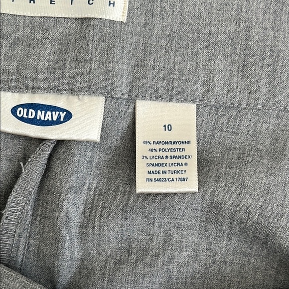 Old Navy Gray Pencil Skirt Knee-Length Stretch Work Style, Size 10 - Picture 7 of 8